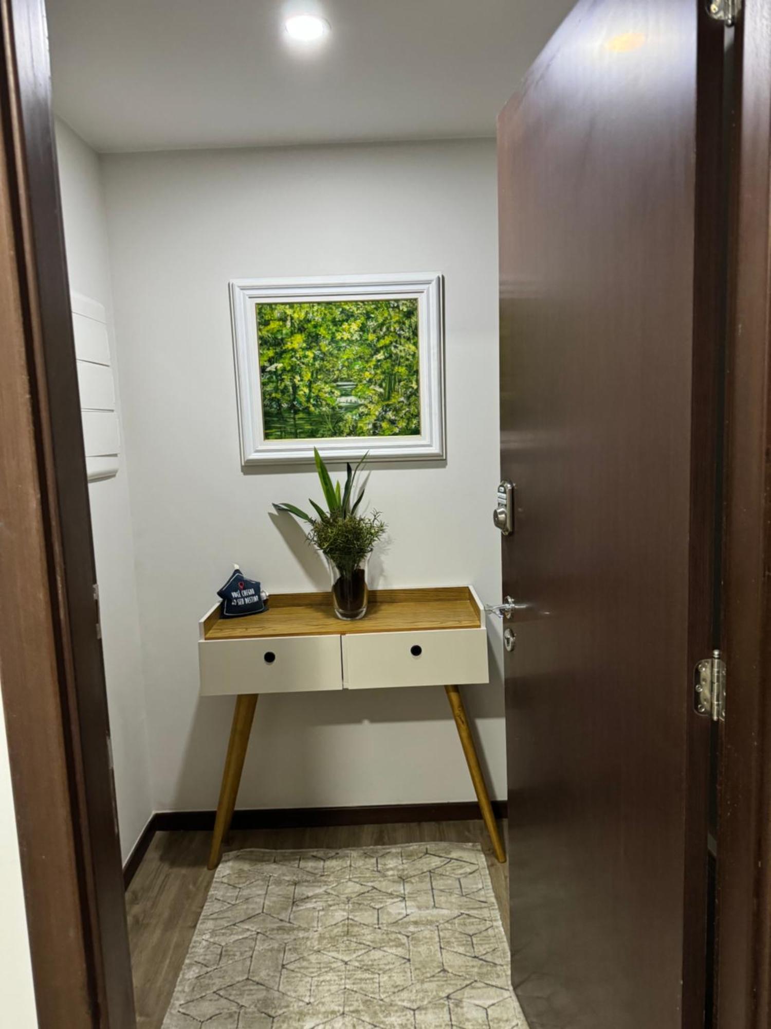 Via Premiere Apartment